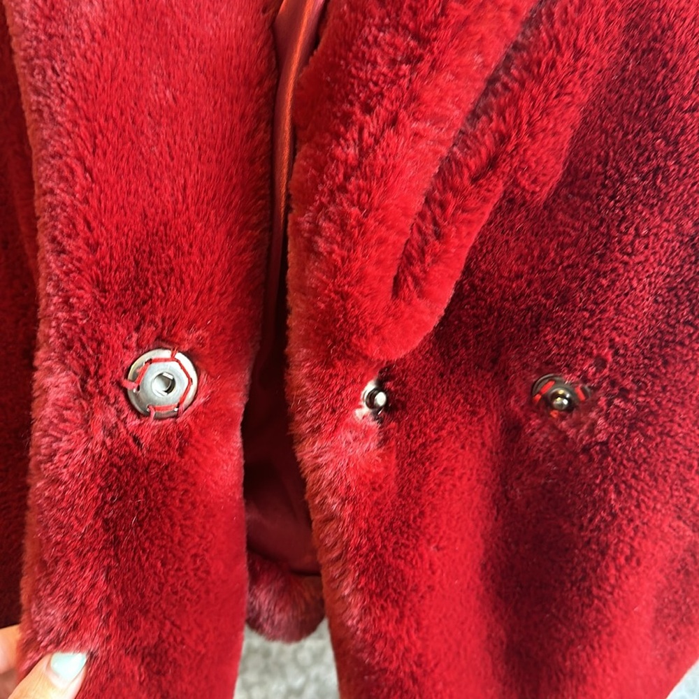 ❤️Red / Burgandy super soft faux fur coat- size XS - Picture 8 of 8